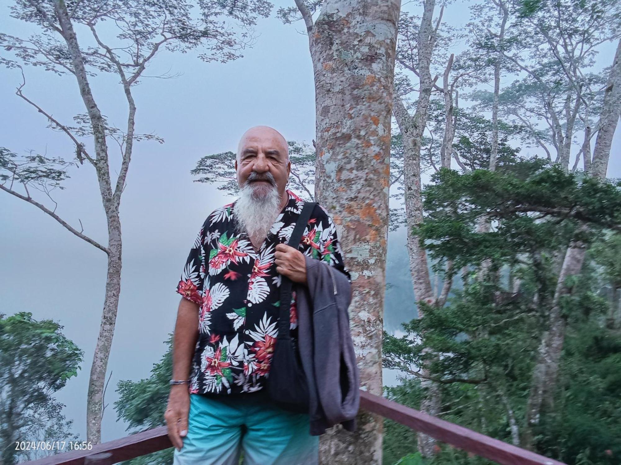 Petra Homestay Bangka Leda 鲁滕 外观 照片