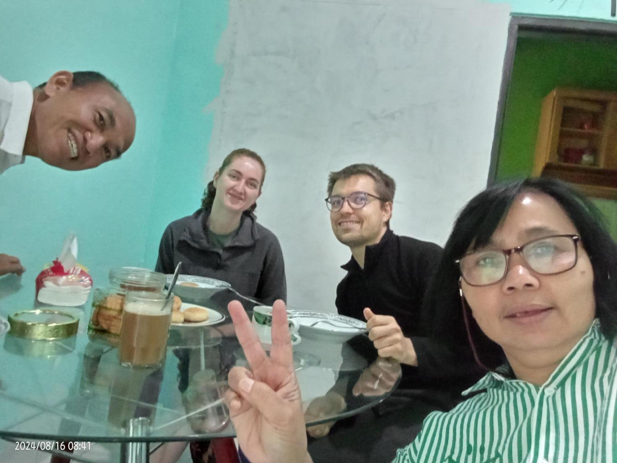 Petra Homestay Bangka Leda 鲁滕 外观 照片