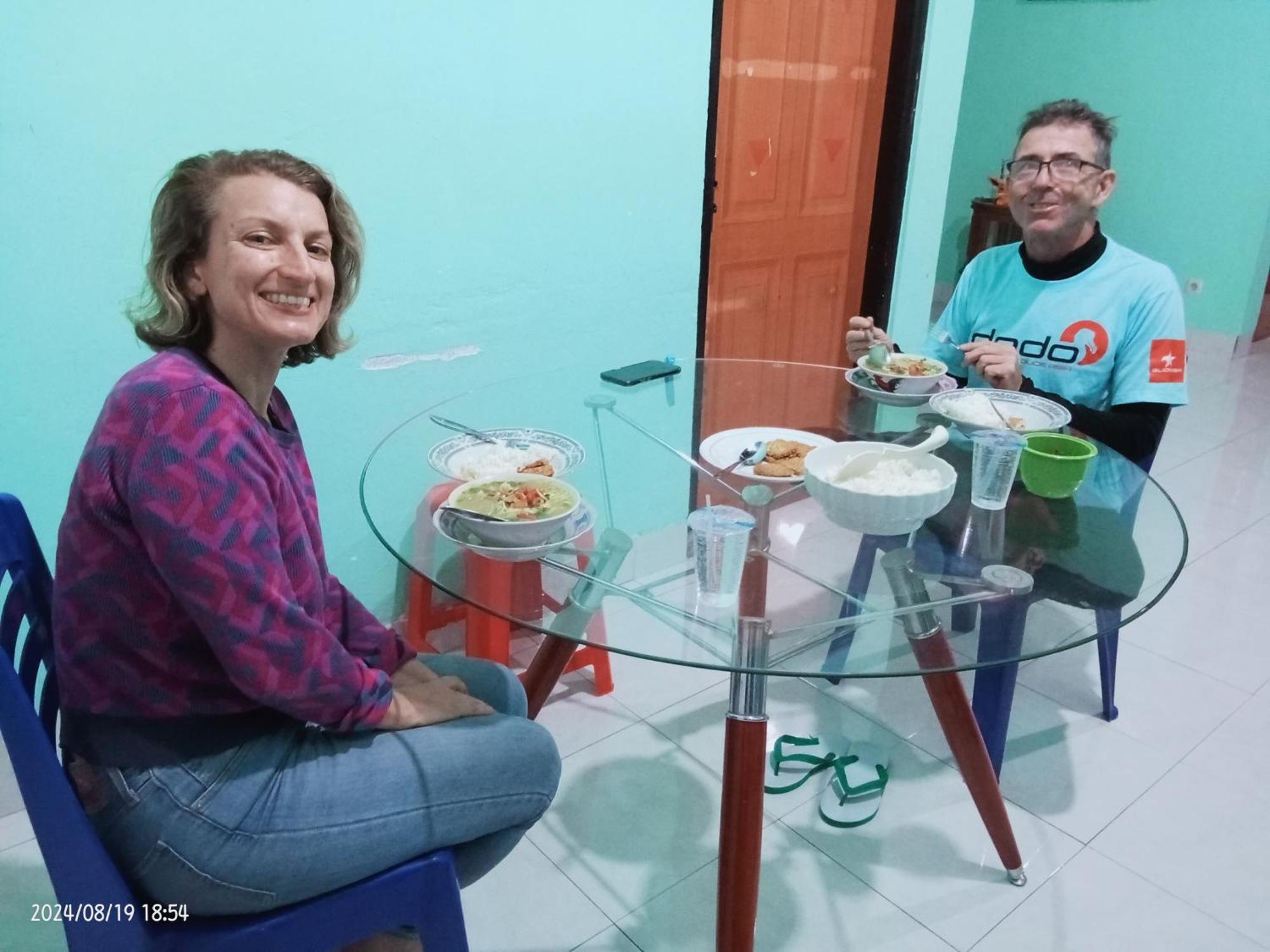 Petra Homestay Bangka Leda 鲁滕 外观 照片