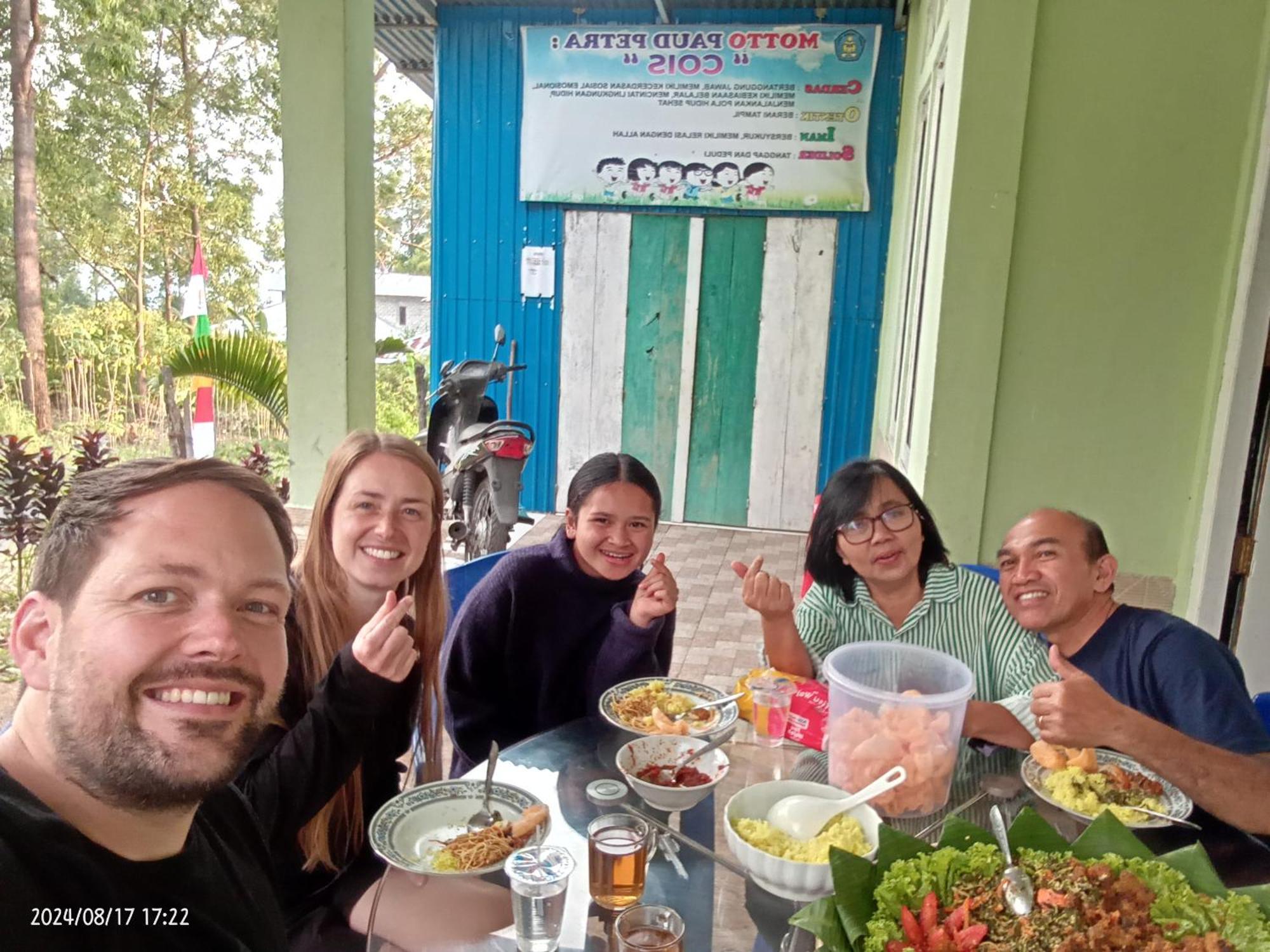 Petra Homestay Bangka Leda 鲁滕 外观 照片