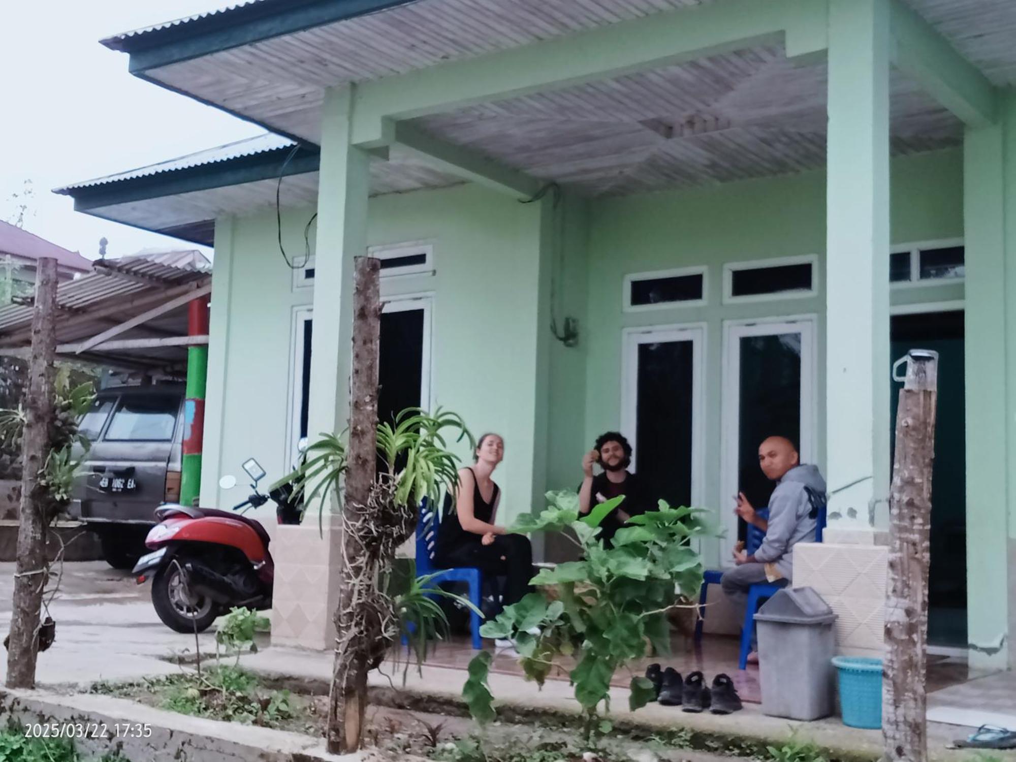 Petra Homestay Bangka Leda 鲁滕 外观 照片