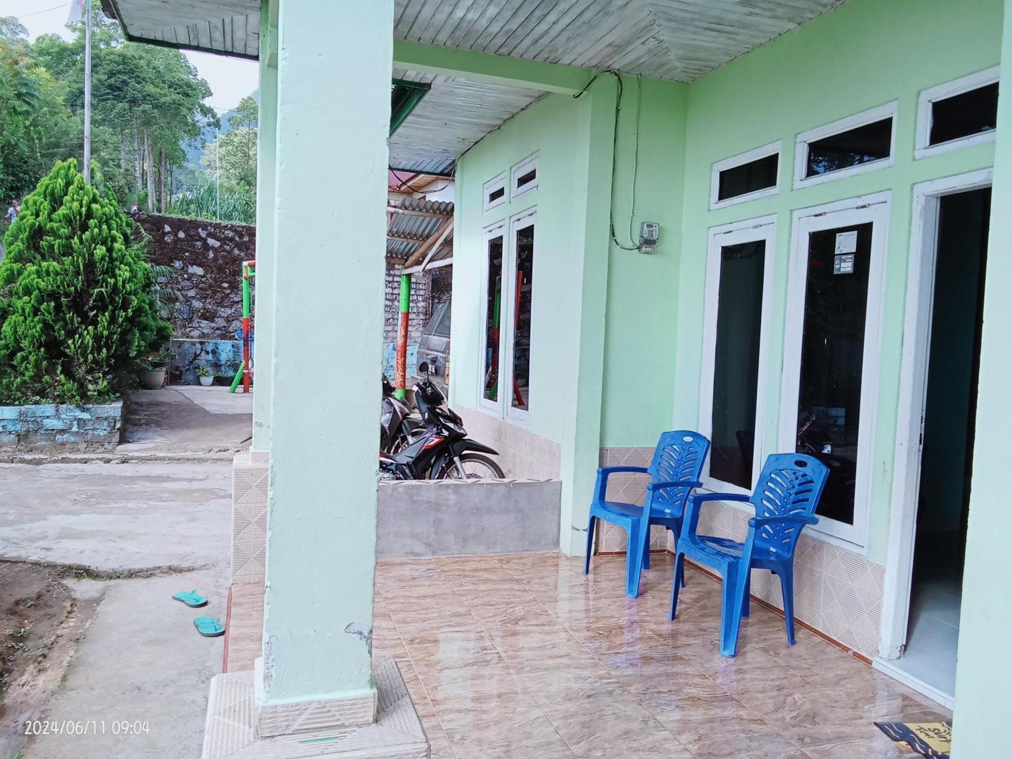 Petra Homestay Bangka Leda 鲁滕 外观 照片